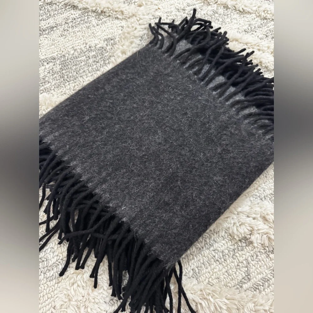NORDSTROM 100% Cashmere Scarf